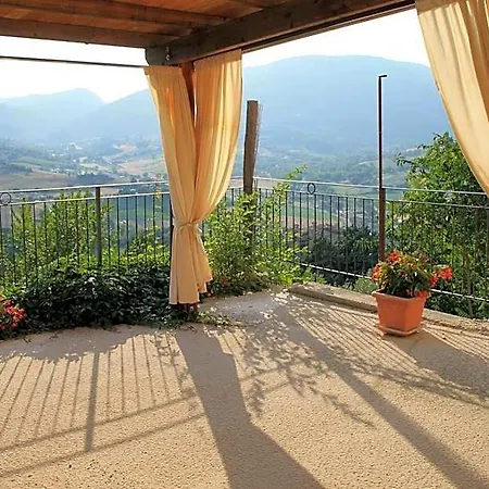 Il Castello Di Perchia