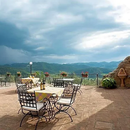 Il Castello Di Perchia Hotel 4*