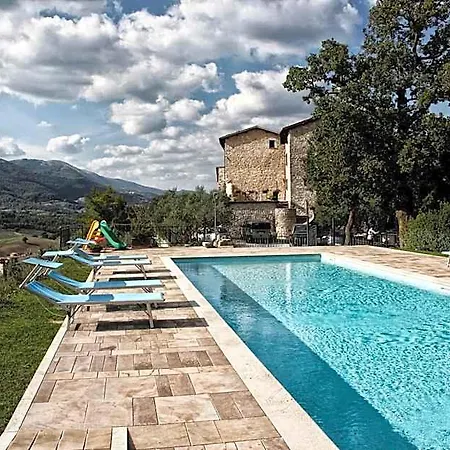 Il Castello Di Perchia Hotel